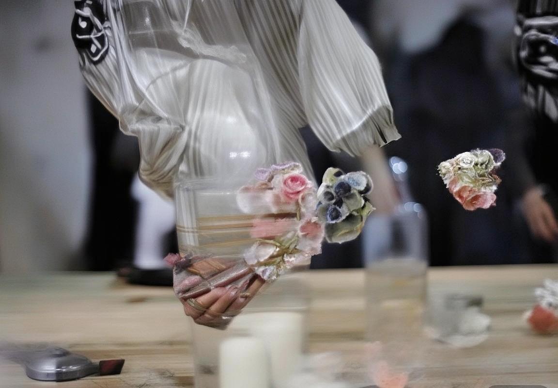 拜仁VS巴萨巅峰对决：精彩瞬间与战术解析(图3)