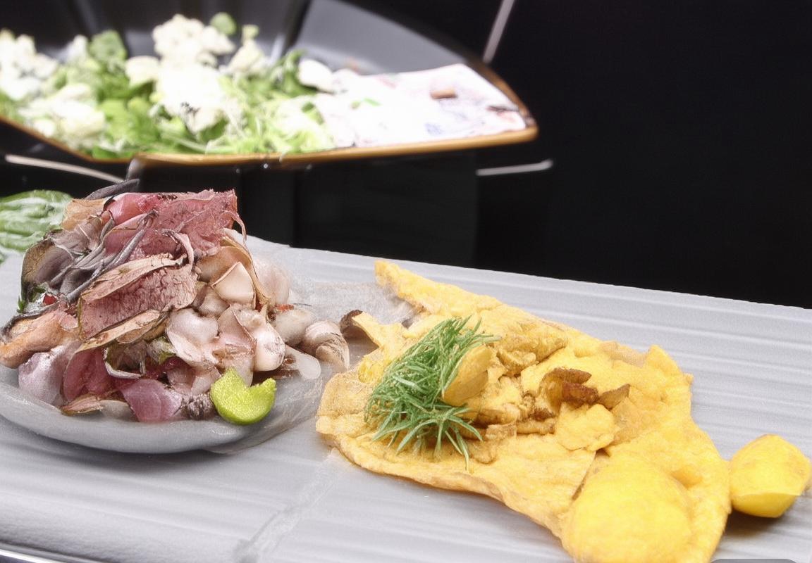 北京农商银行篮球队激战江苏队，展现团队精神与默契配合(图1)